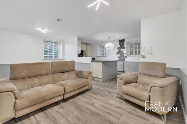 Living / Kitchen / Diner