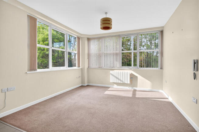 flat5trinitycourtsmall3