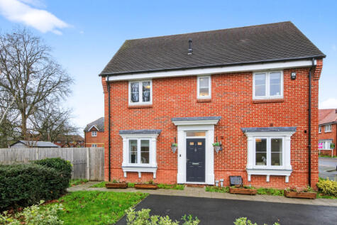 Equestrian Court, Arborfield Green, Reading, RG2