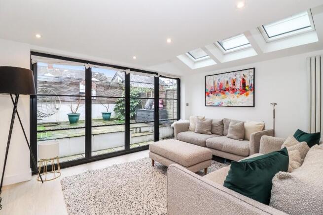 Sitting room 