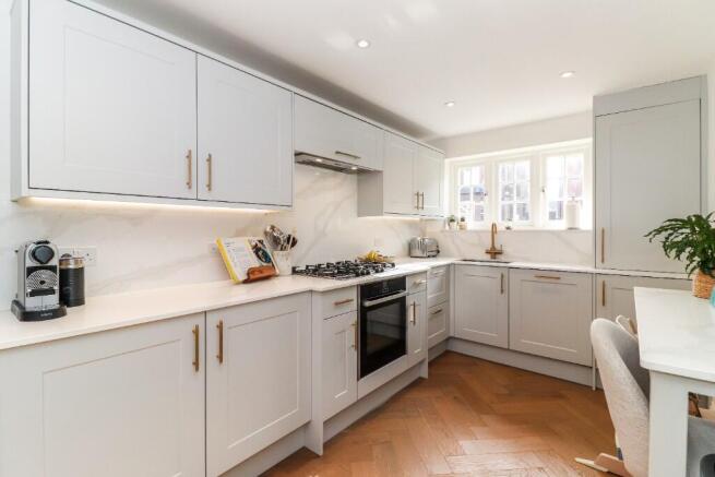 Kitchen/breakfast rm