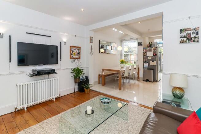 Family/dining room