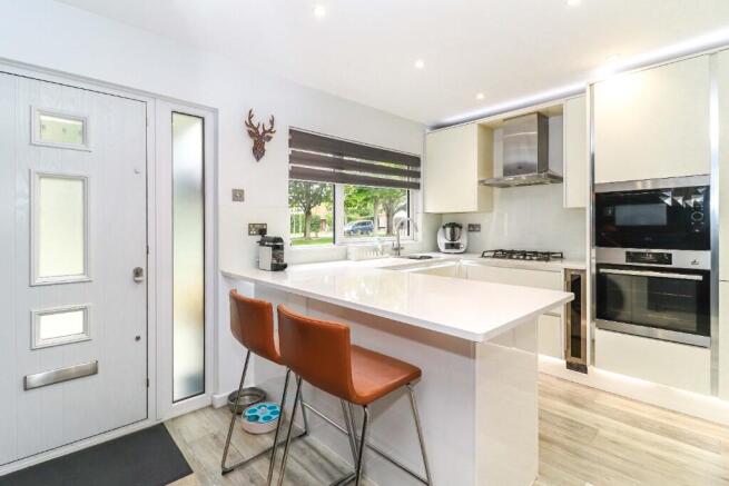 Kitchen/breakfast rm