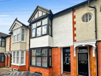 Garrick Road, Abington, NN1