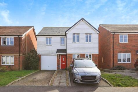 Mallow Drive, Stone Cross, BN24