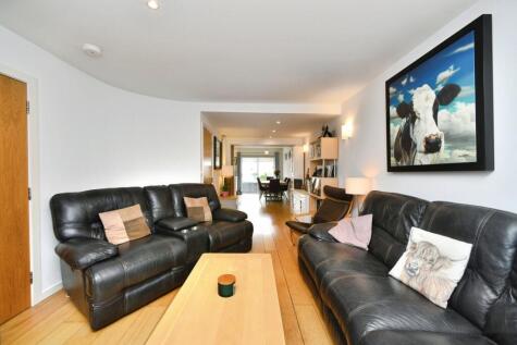 Stoneham Road, Hove, BN3