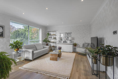 Compton Place Road, Eastbourne, BN21