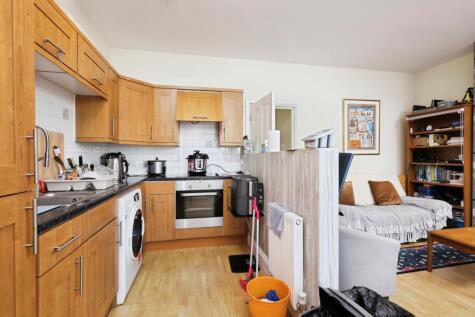 67 Pevensey Road, Eastbourne, BN21