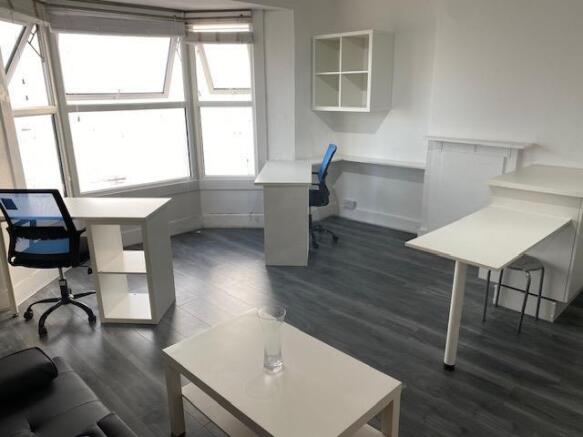Flat 17 - 7.jpg