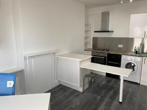 Flat 17 - 4.jpg