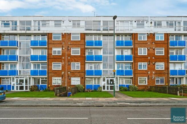 23 Pacific Court, Riverside,Bn43 (15).jpg