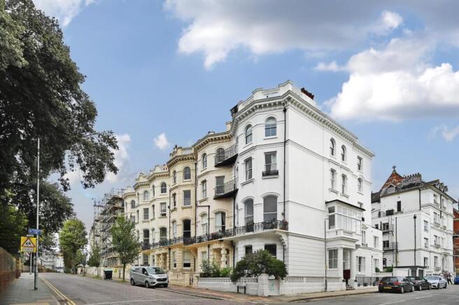 Flat 4a 1 Denmark Terrace bn1 - photos (21).jpg