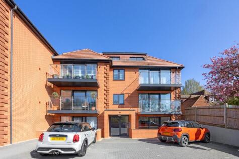 Penthouse - Goldstone Crescent, Hove