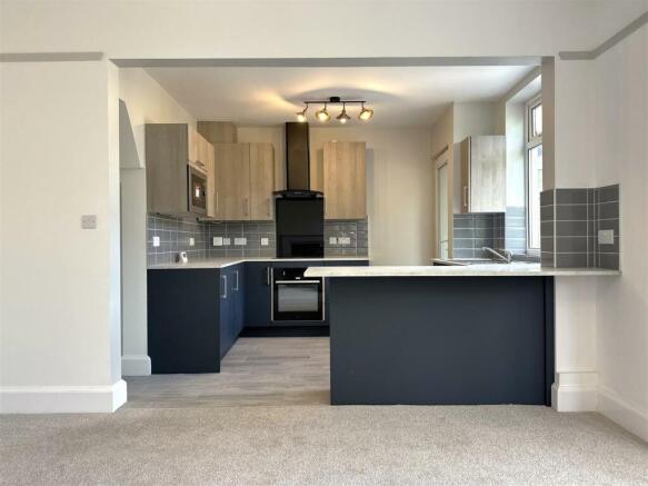 Contemporary Kitchen 853