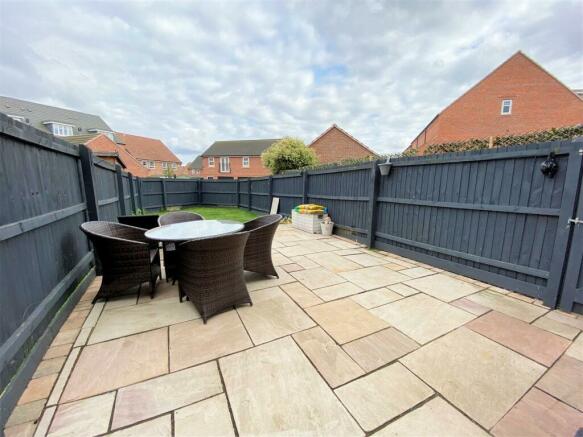 Well-Appointed Rear Garden 316