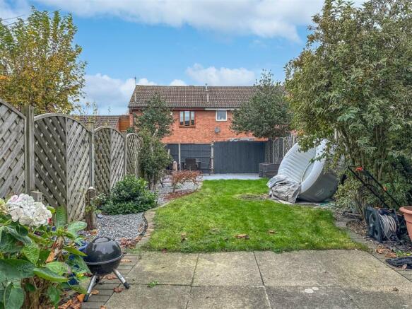 Well-Appointed Garden 622