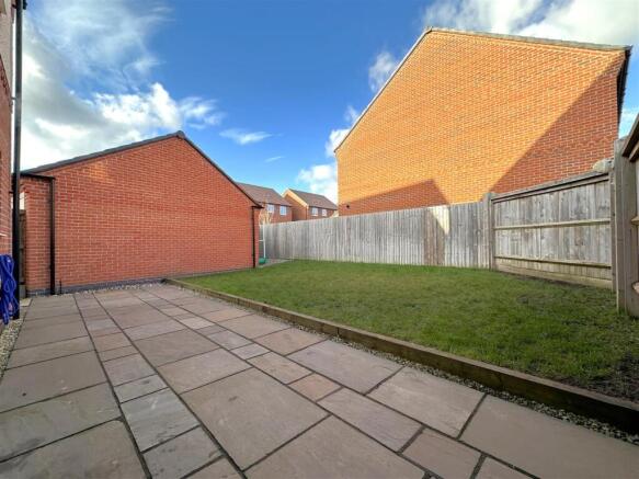 Private Enclosed Garden 391