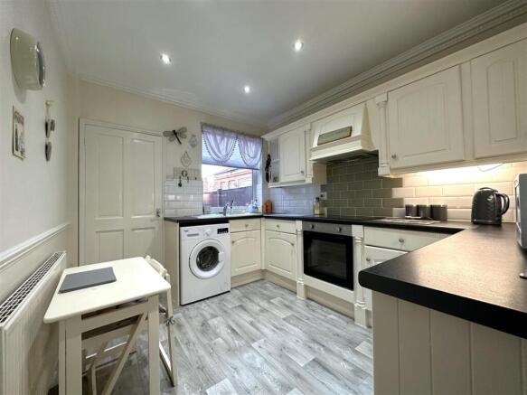 Dining Kitchen 117