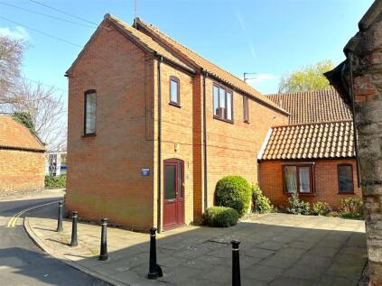 Bede House Court, Newark