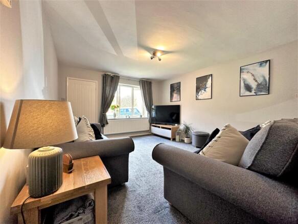 Large Living Room 888