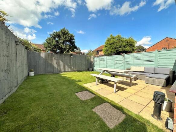 Private Enclosed Garden 897