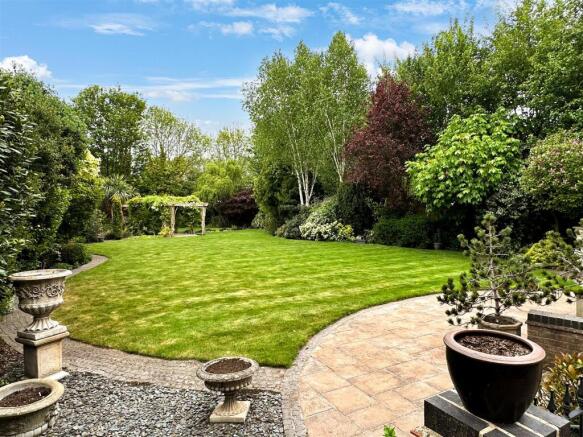 Magnificent Rear Garden 390