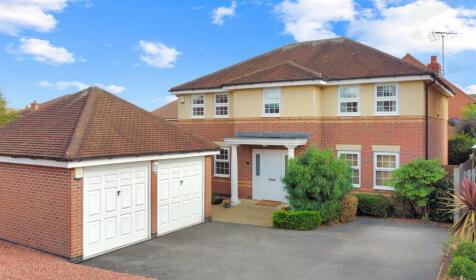 Gilbert Way, Fernwood, Newark