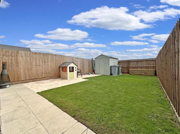 Low-Maintenance Garden 441