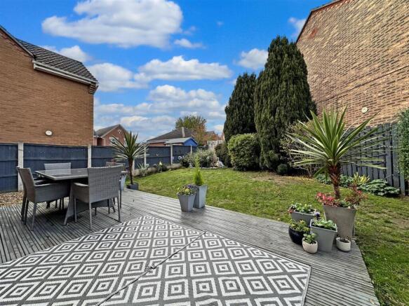 Generous Private Garden 238