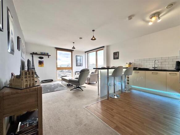 OPEN-PLAN Living Dining Space 269