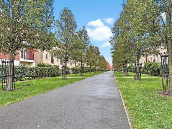 Lovely Tree-Lined Location 304