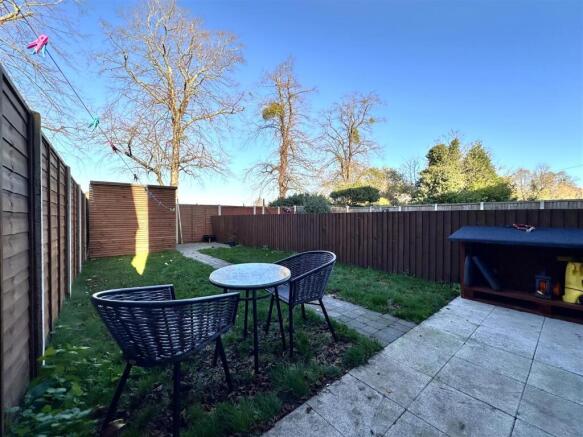 Well-Appointed Garden 238