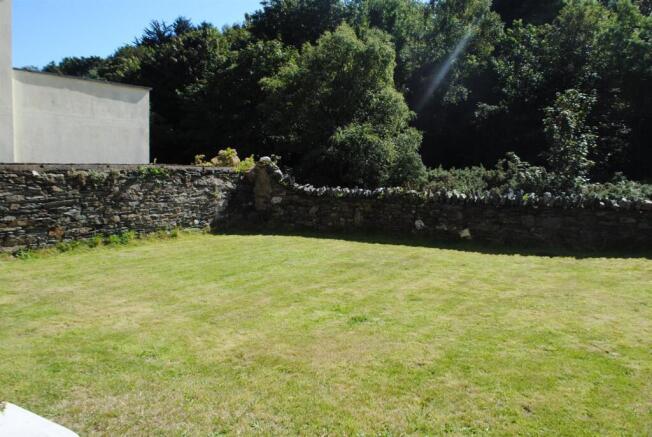 Shared garden area.jpg