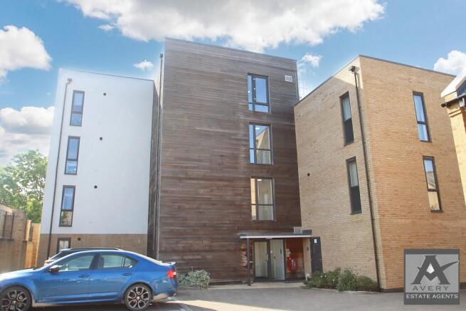 2 bedroom flat