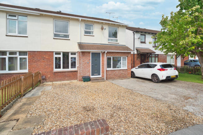 4 Bedroom Semi Detached for Sale