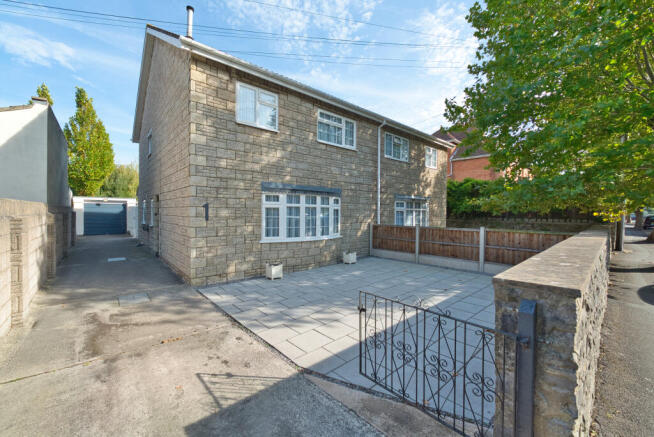 4 Bedroom Semi Detached for Sale