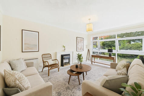 Paddockhall Road, Haywards Heath