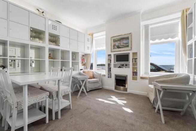 4_fort street flat gr 8 (3).jpg
