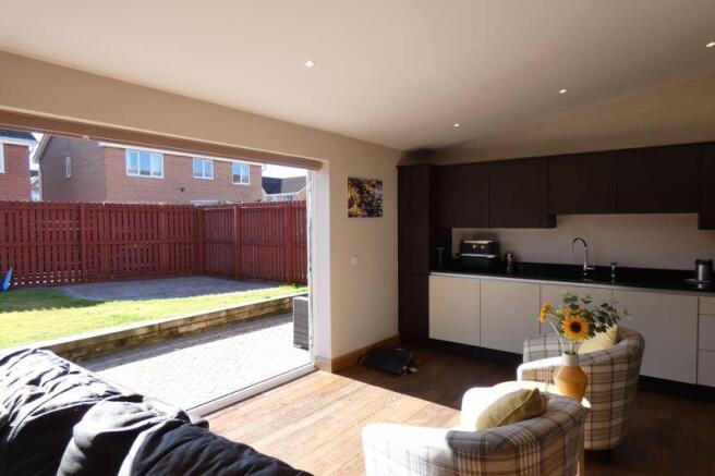 Kitchen/Rear Garden