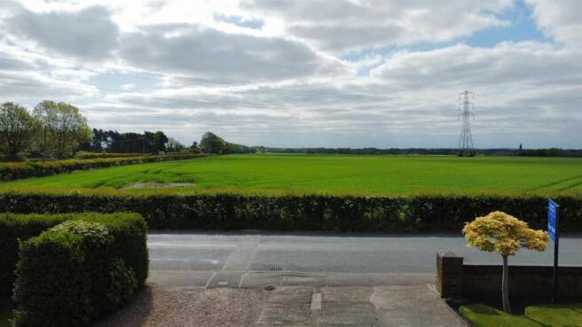 Moss Lane For Sale