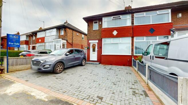 Longton Lane For Sale