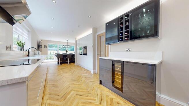 Lakeside Court Kitchen