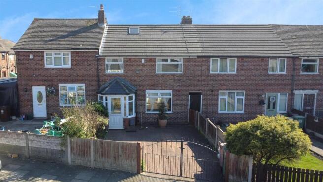 Pennine Drive For Sale