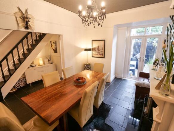 Dining Room Dual Aspect