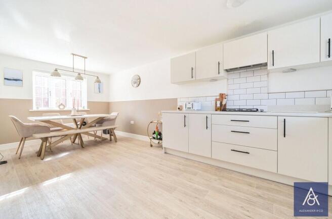 Kitchen/Breakfast
