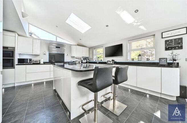 Kitchen/Breakfast