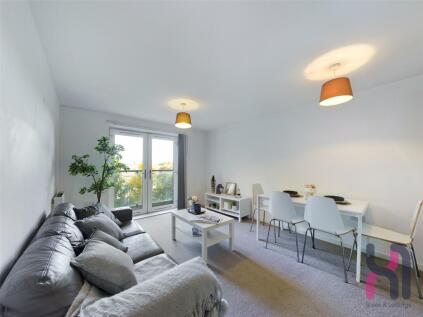 Spinner House, 1A Elmira Way, Salford, M5