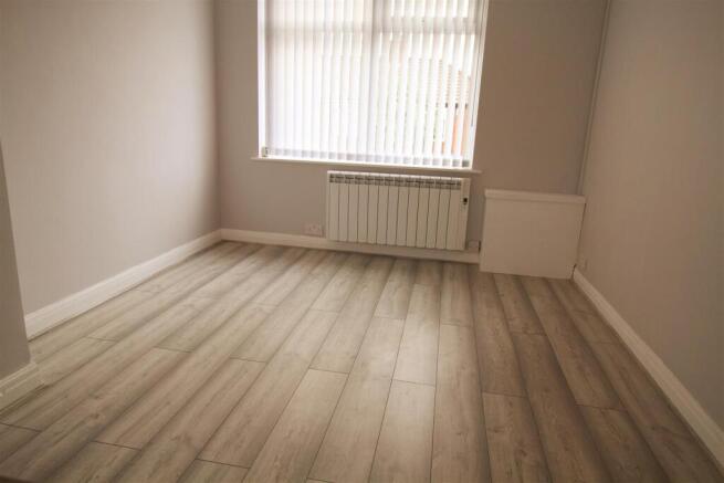 Lounge 2.jpg