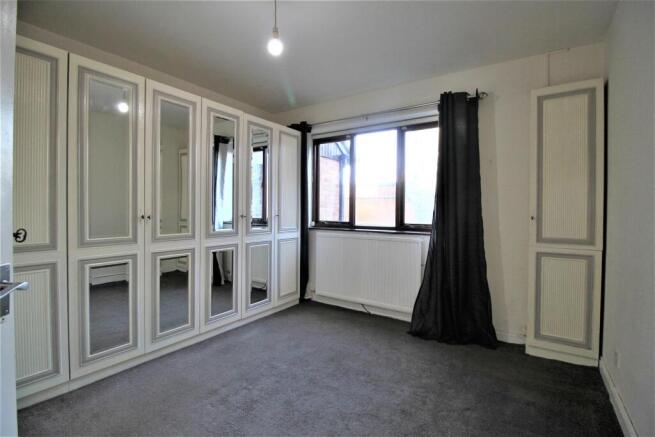 Bedroom..jpg
