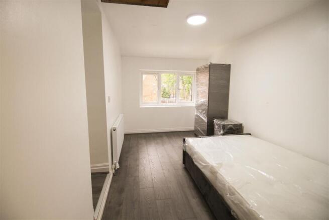 Room 5.jpg